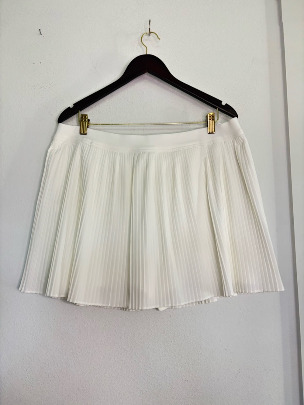 OLD NAVY NWT WHITE PLEATED TENNIS SPORTY SKIRT SZ XL